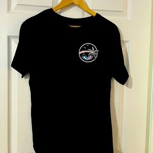 Black graphic tee, fits M-L. Group items for bundle!